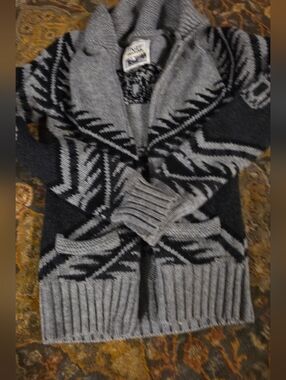 TNA Gray and Black Wool Patterned Knit Cardigan